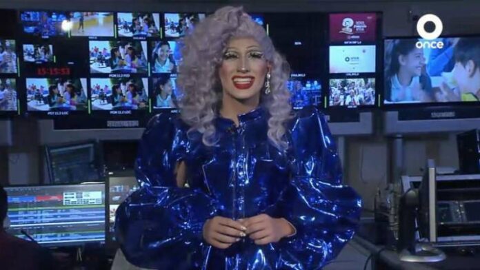 Noticiero en México hace historia el tener a la primera presentadora Drag