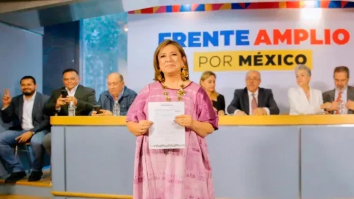 Xóchitl Gálvez se registra para buscar candidatura de Va por México