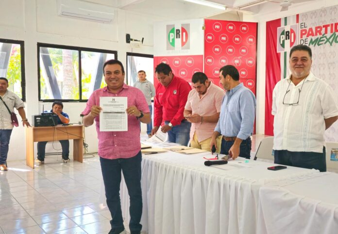 Candidatos del PRI en Quintana Roo registran sus aspiraciones ante la Comisión Estatal de Elecciones